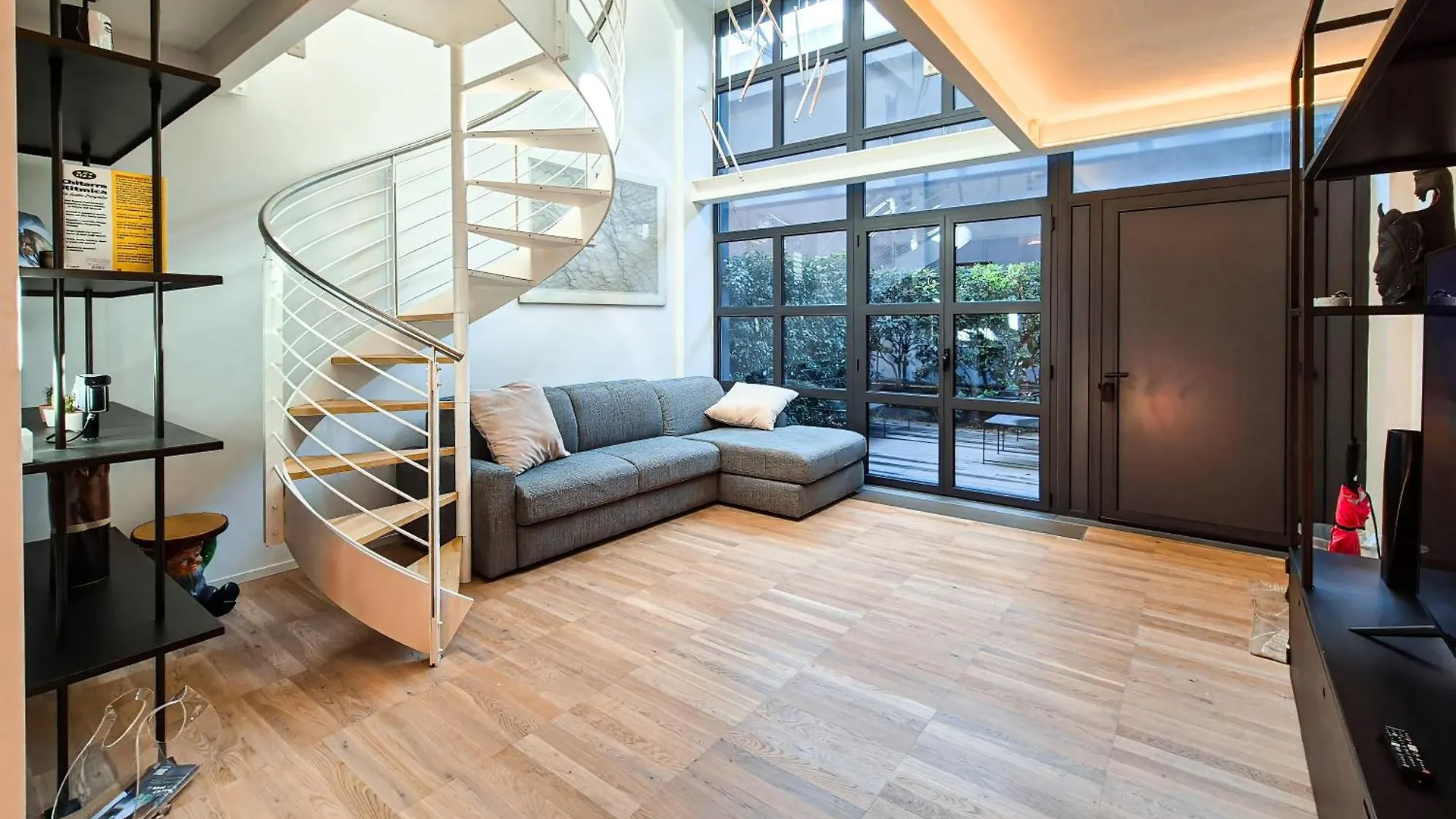 Apartment Modern Loft, Design & Comfort Milan